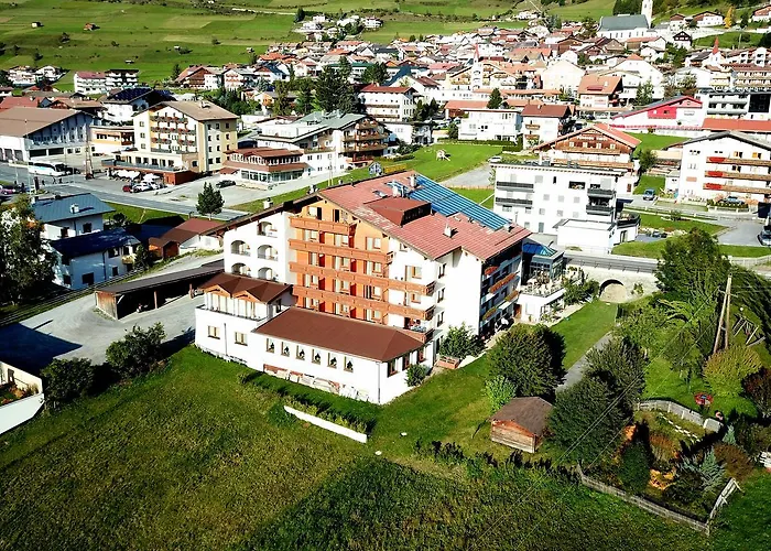 Bergblick Отель Наудерс